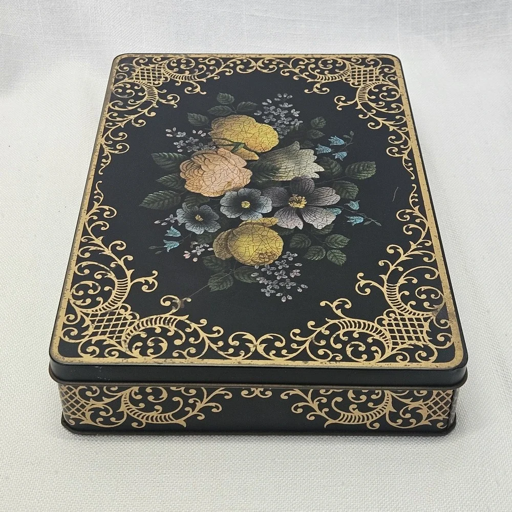 VTG Collectible Tin Box Confections Candy Barringer Wallis and Manners Flowers‎